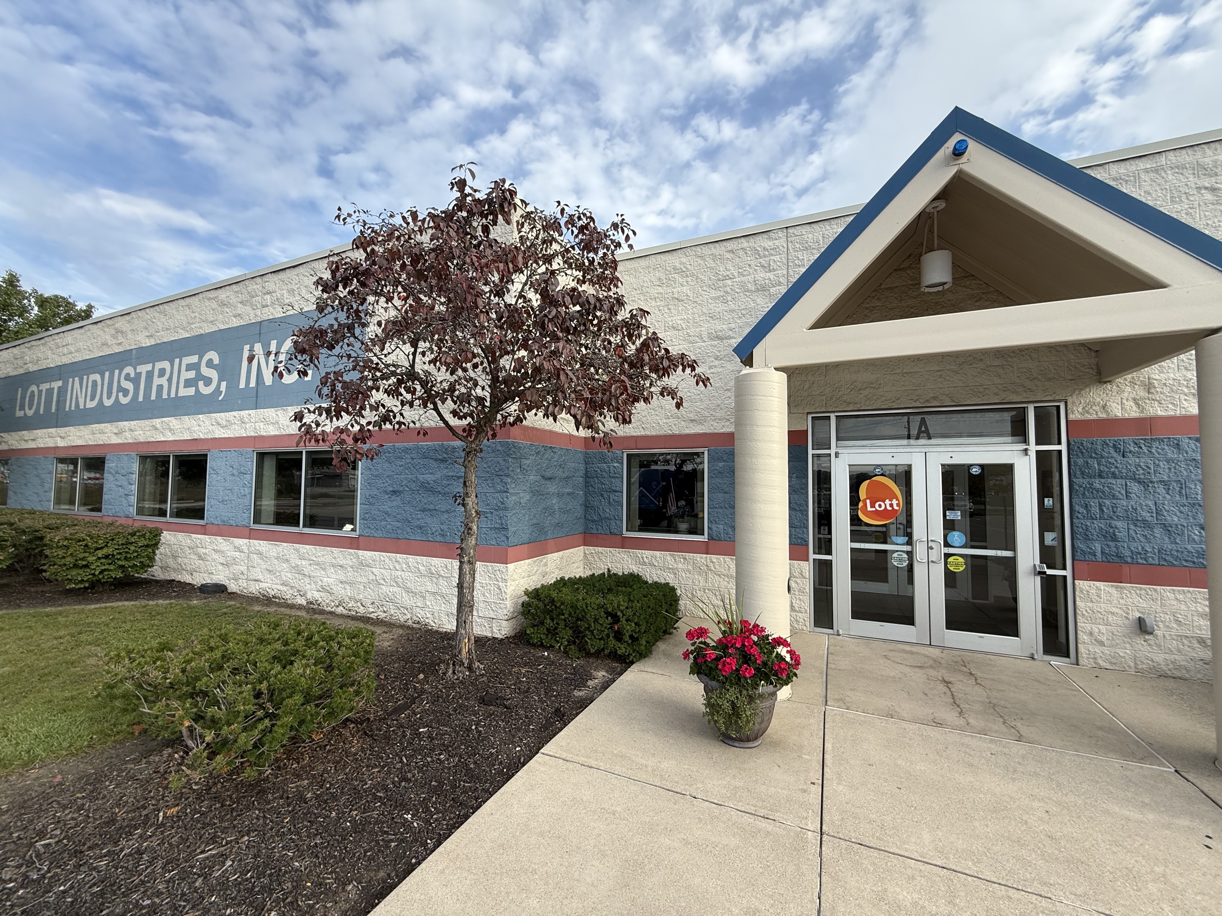 3350 Hill Avenue office